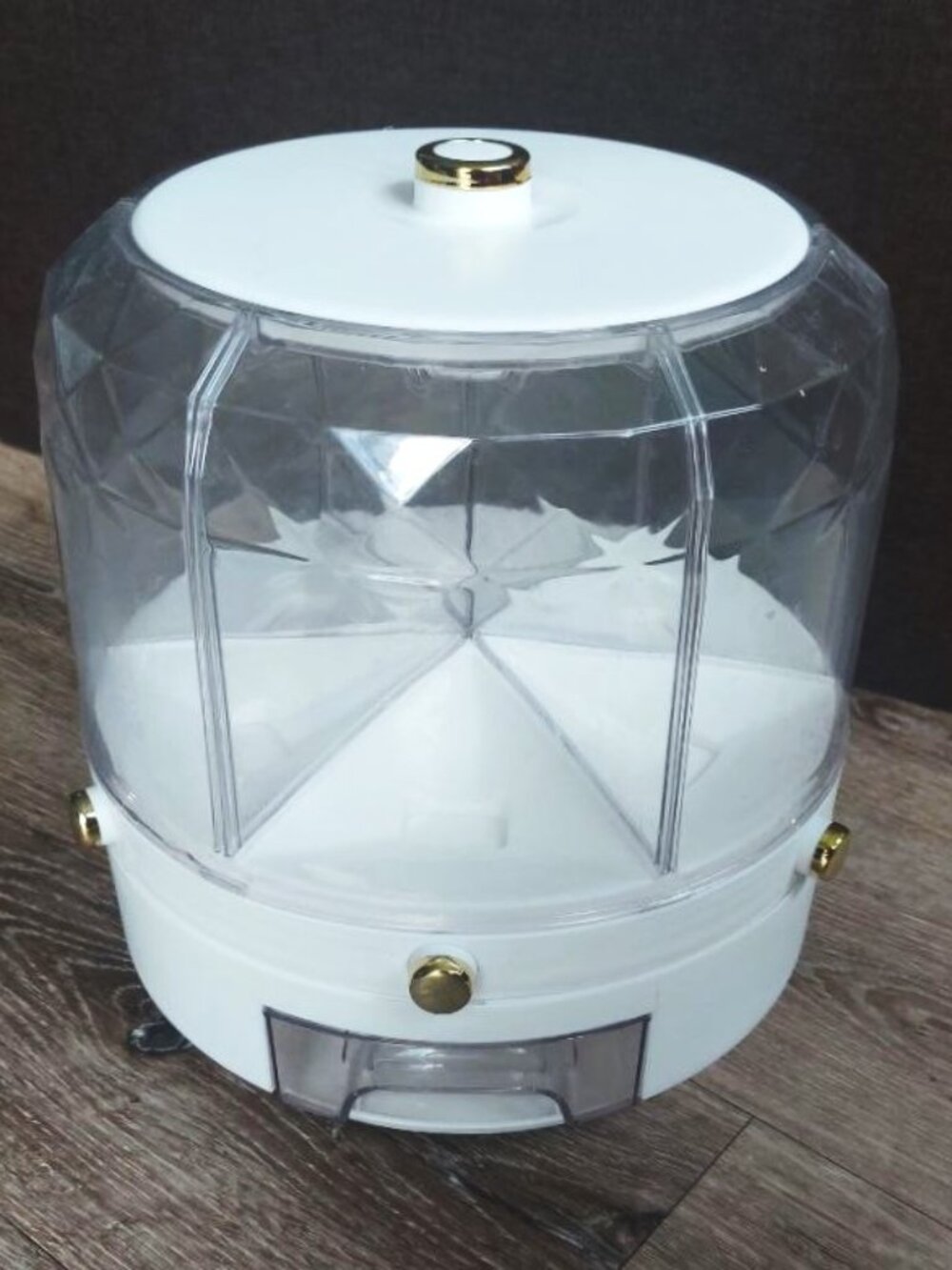 Rotating Dry Food / Cereal Dispenser